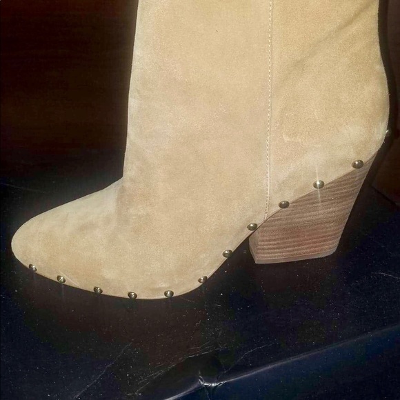 COPY - BCBGeneration Jonnie Boots Size 10M - Picture 5 of 7